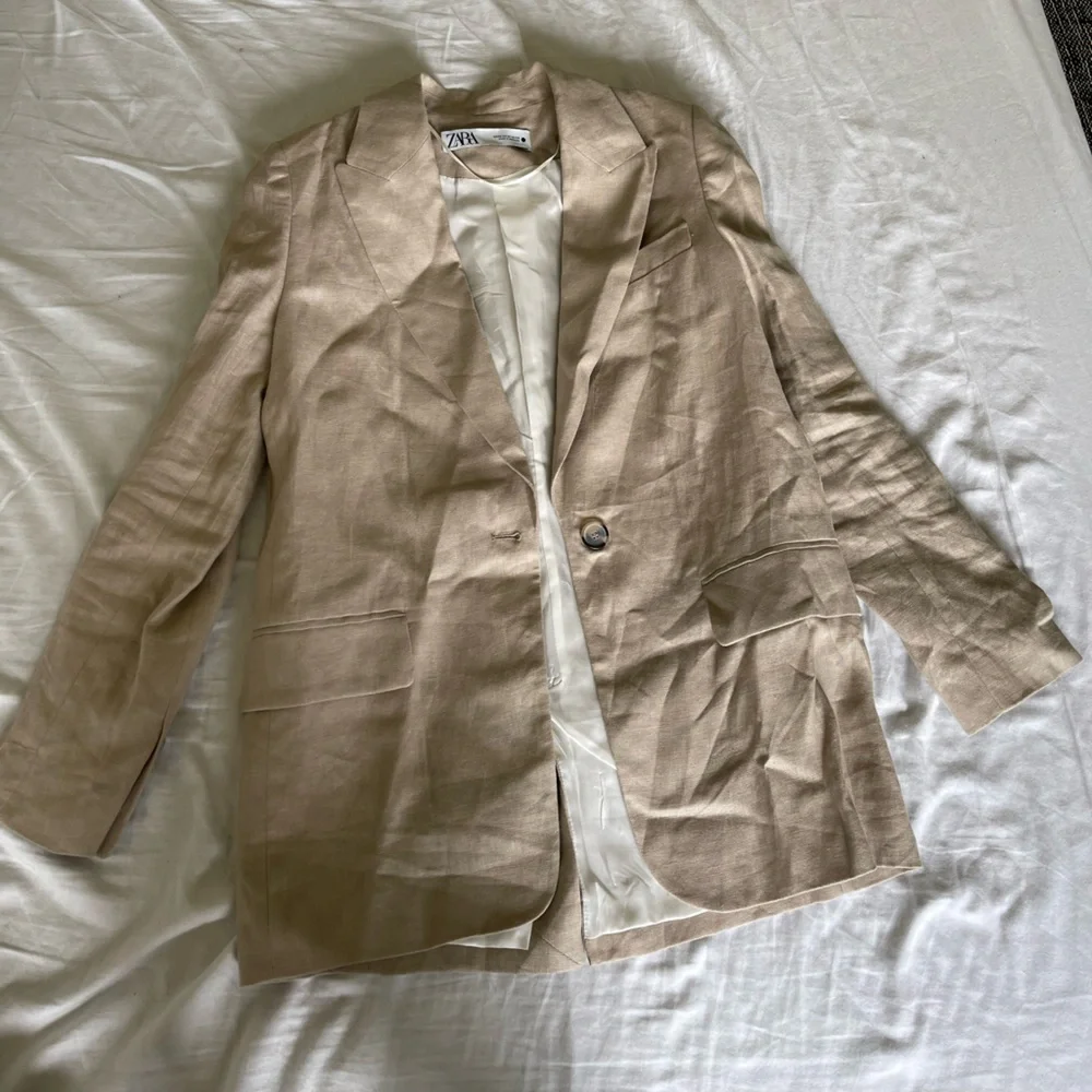 Linen blazer - Picture 1 of 5
